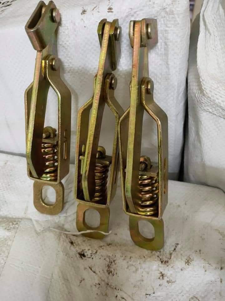 គន្លឹះទ្វាររម៉កមានរ៉ូស័រ