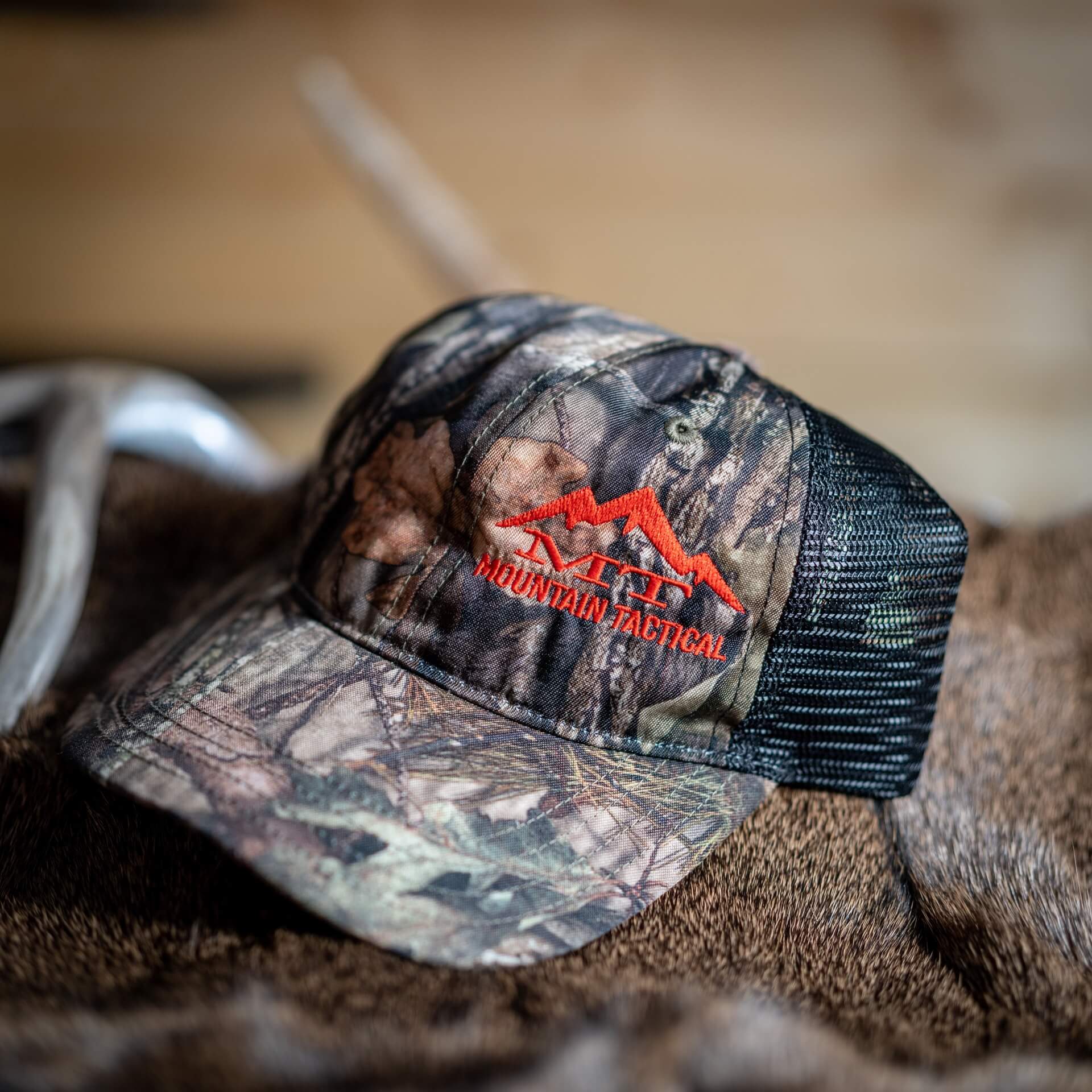 MOUNTAIN TACTICAL Hats Realtree Trucker