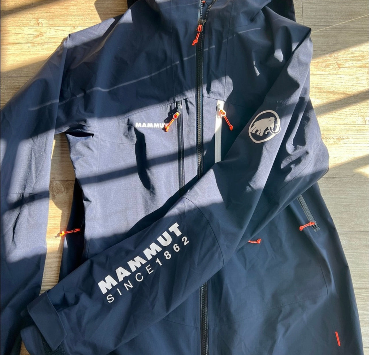 Mammut 160 Years Taiss HS Hooded Shell - Womens Small | Rerouted