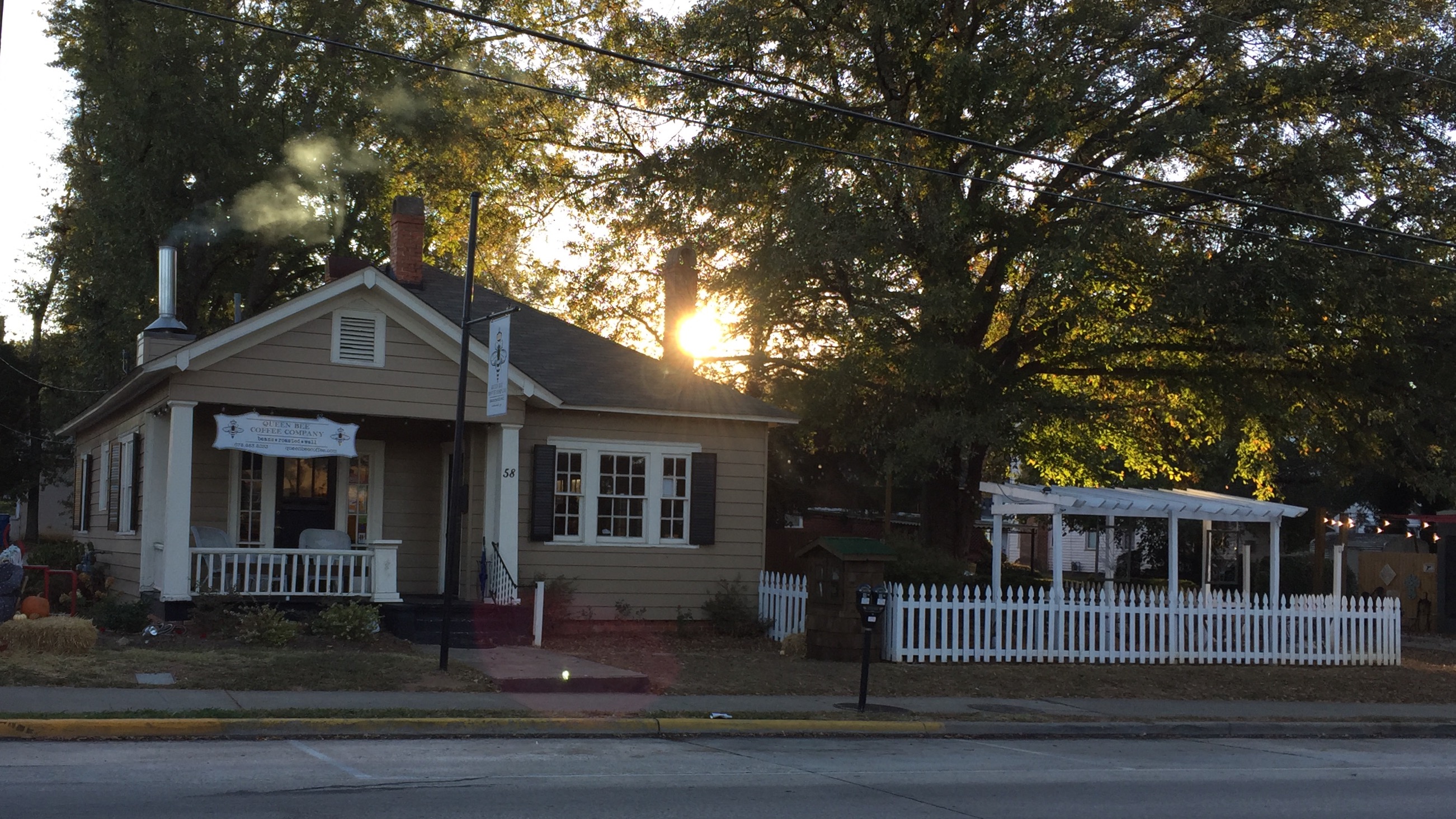 Queen Bee Coffee Company header