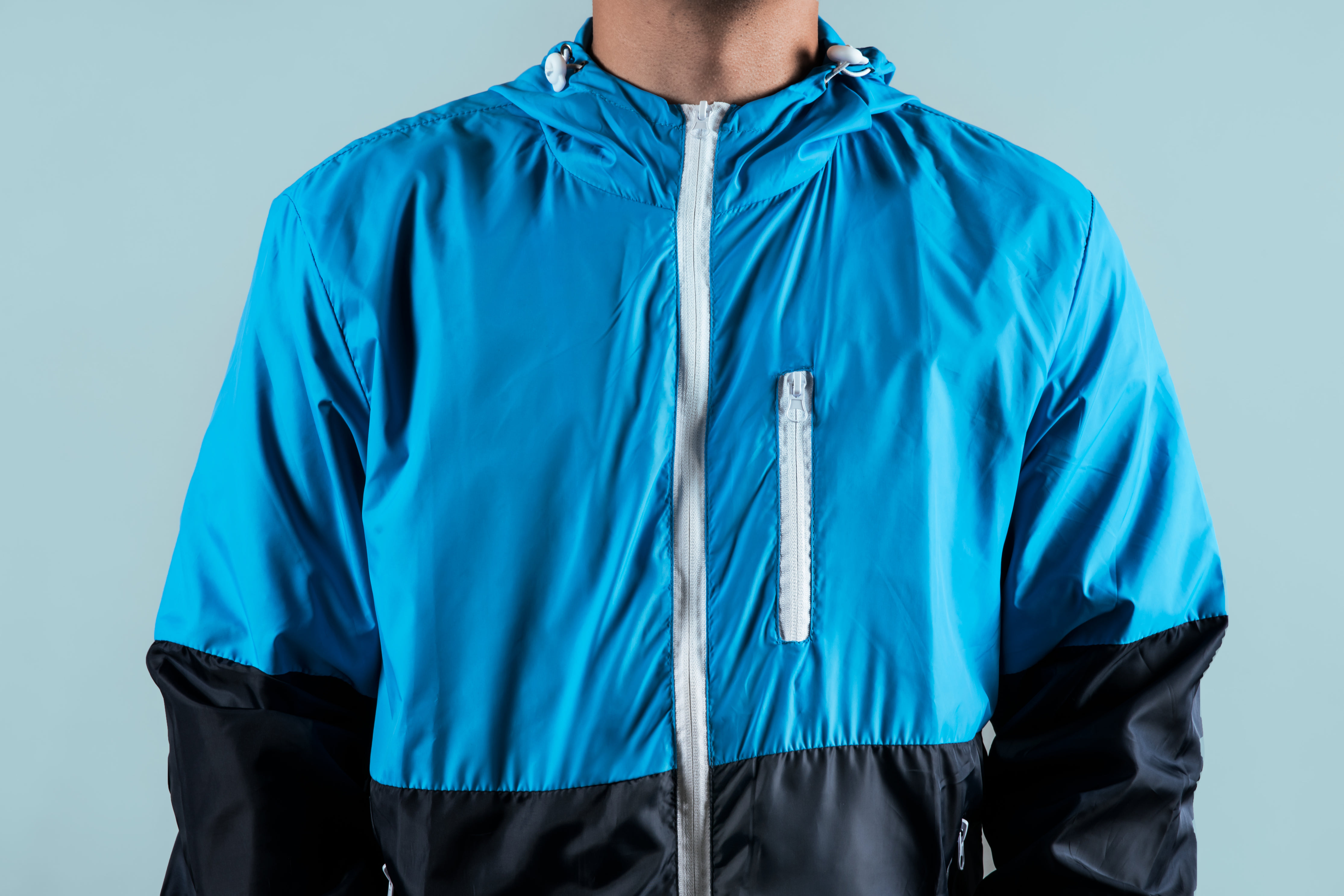 Lightweight windbreaker jacket