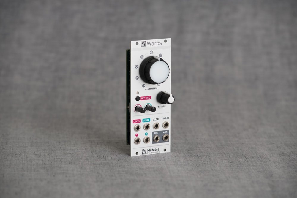 Mutable Instruments Warps for modulating modulations on