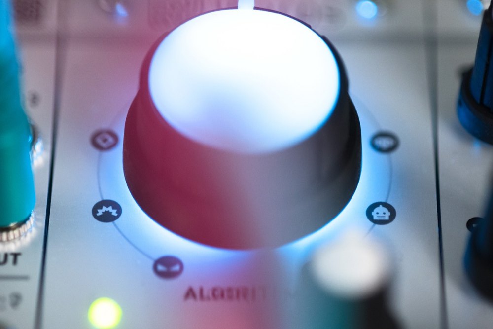 Mutable Instruments Warps for modulating modulations on Mutable Instruments Warps for modulating modulations on