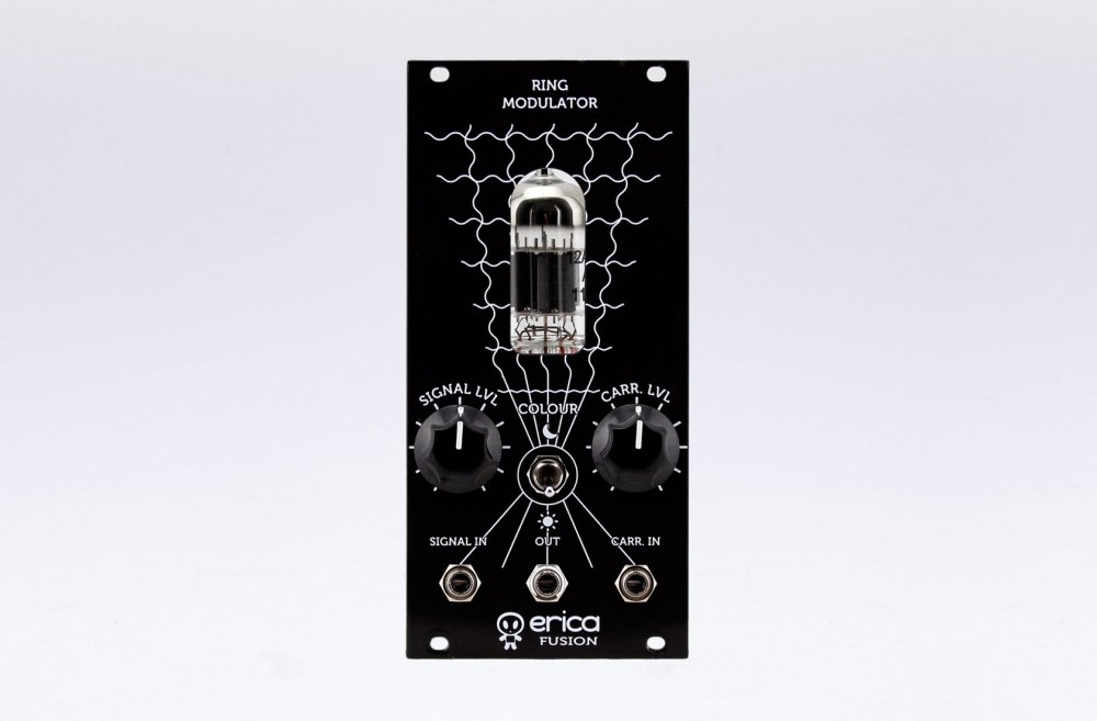 Erica Synths Black Spring Reverb includes the springs 