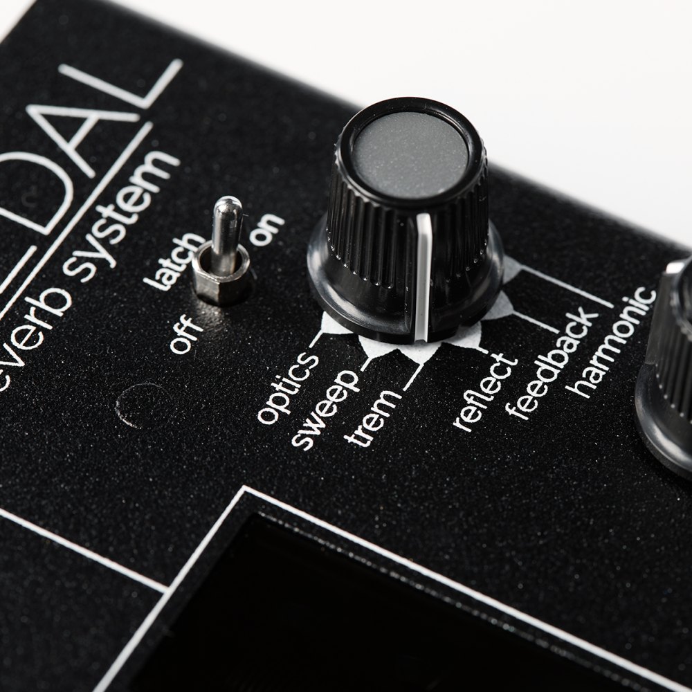 Gamechanger Audio Light Pedal, the best Reverb guitar pedal in NZ