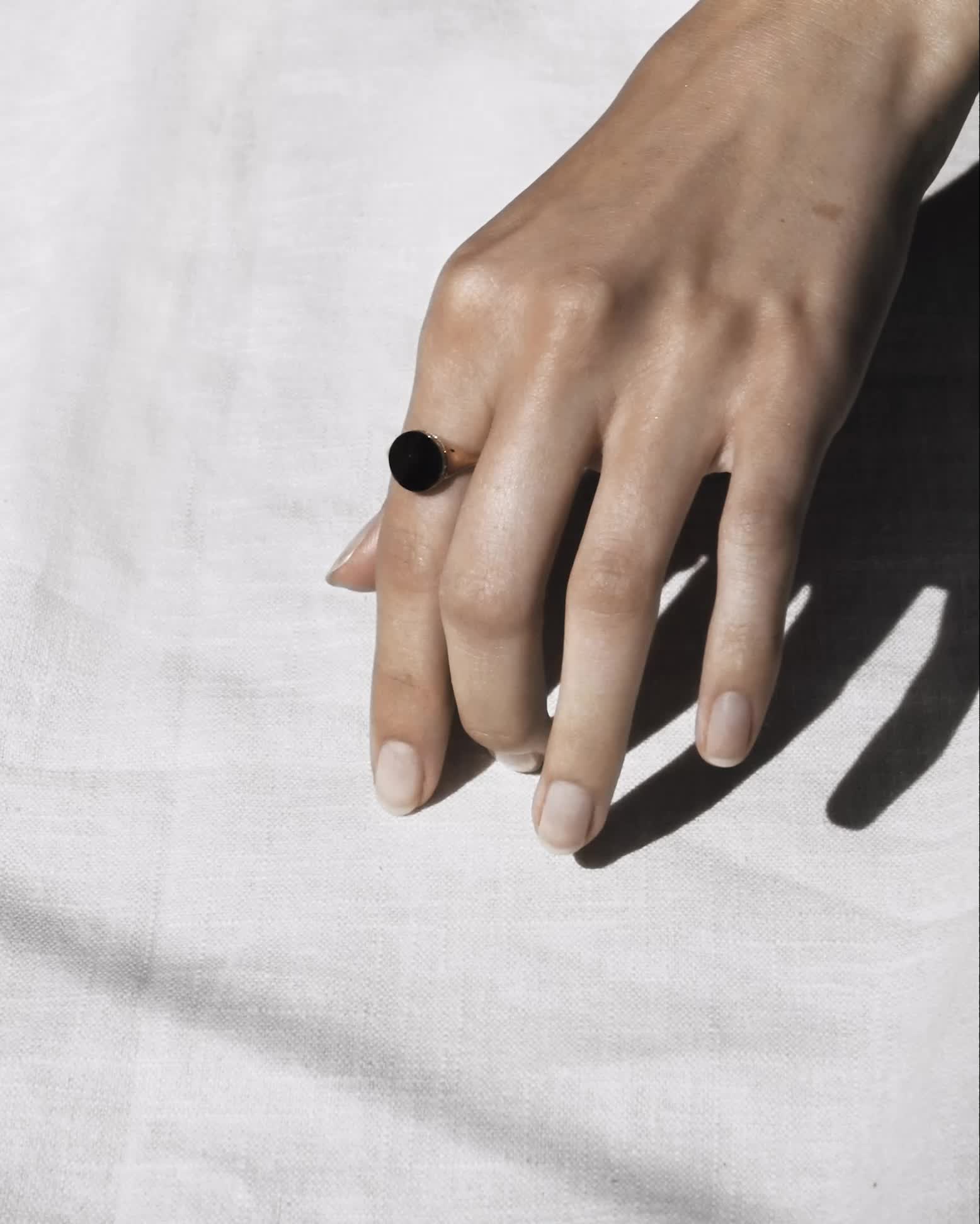 Dot Crown Ring