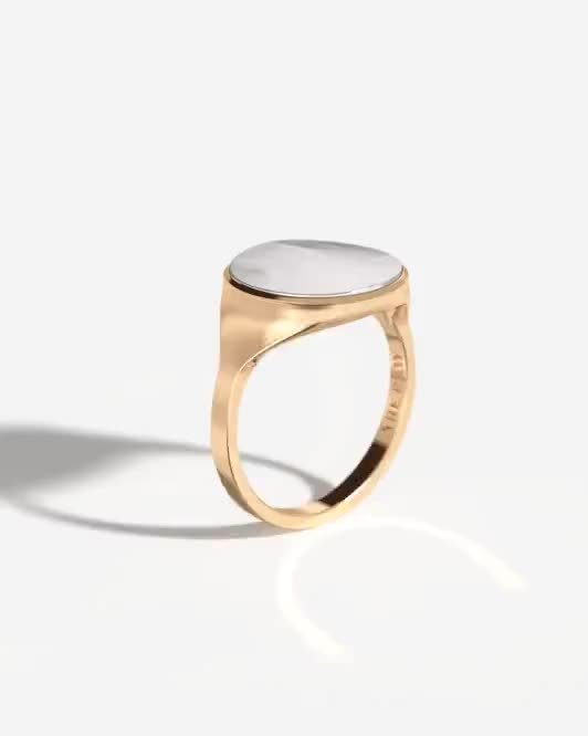 18k Recycled Gold Signet Ring with your Secret Message in Light