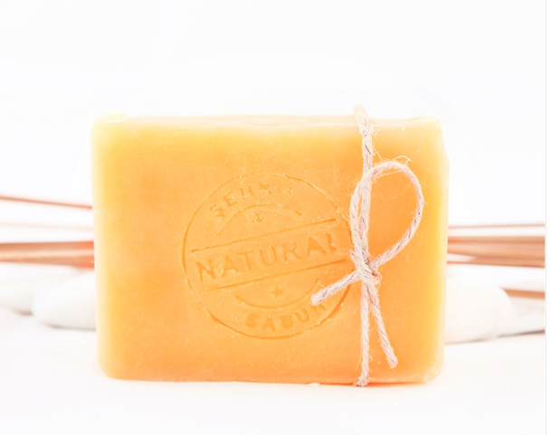 Papaya Tree Natural Soap 180 g / 6.35 Oz