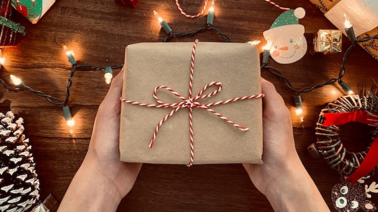 Gifts & Crafts