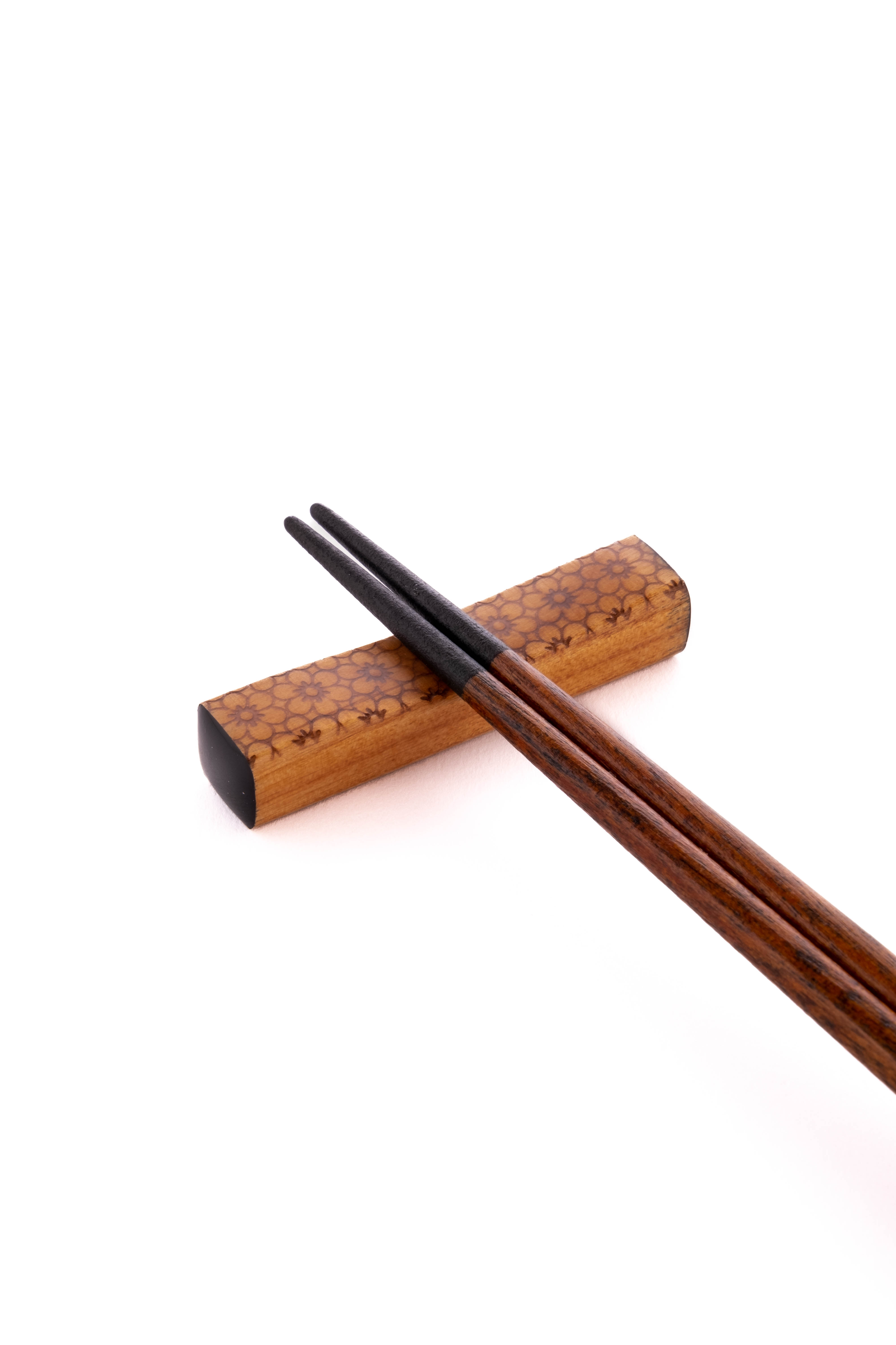 Wooden Japanese Chopsticks Rest With a Floral Pattern Wasabi HQ